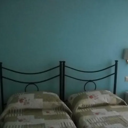 Bed&bookofrome * Rom